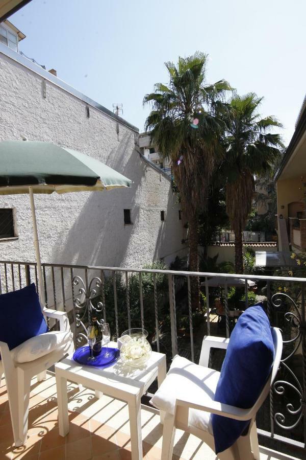Residenza D'Epoca B&B Celeste Καζέρτα Εξωτερικό φωτογραφία